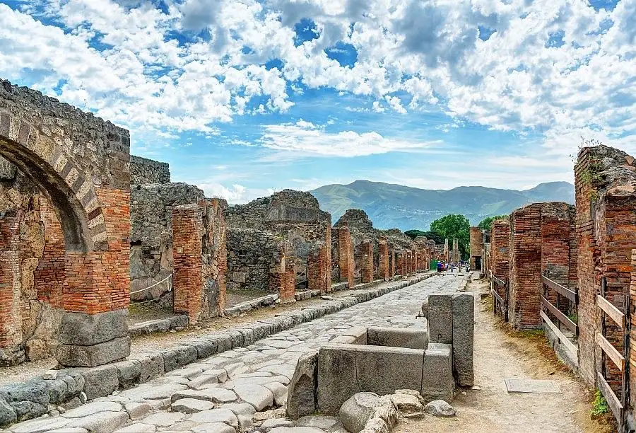 Veduta degli scavi di Pompei da usare come pausa visiva nella guida Auditour